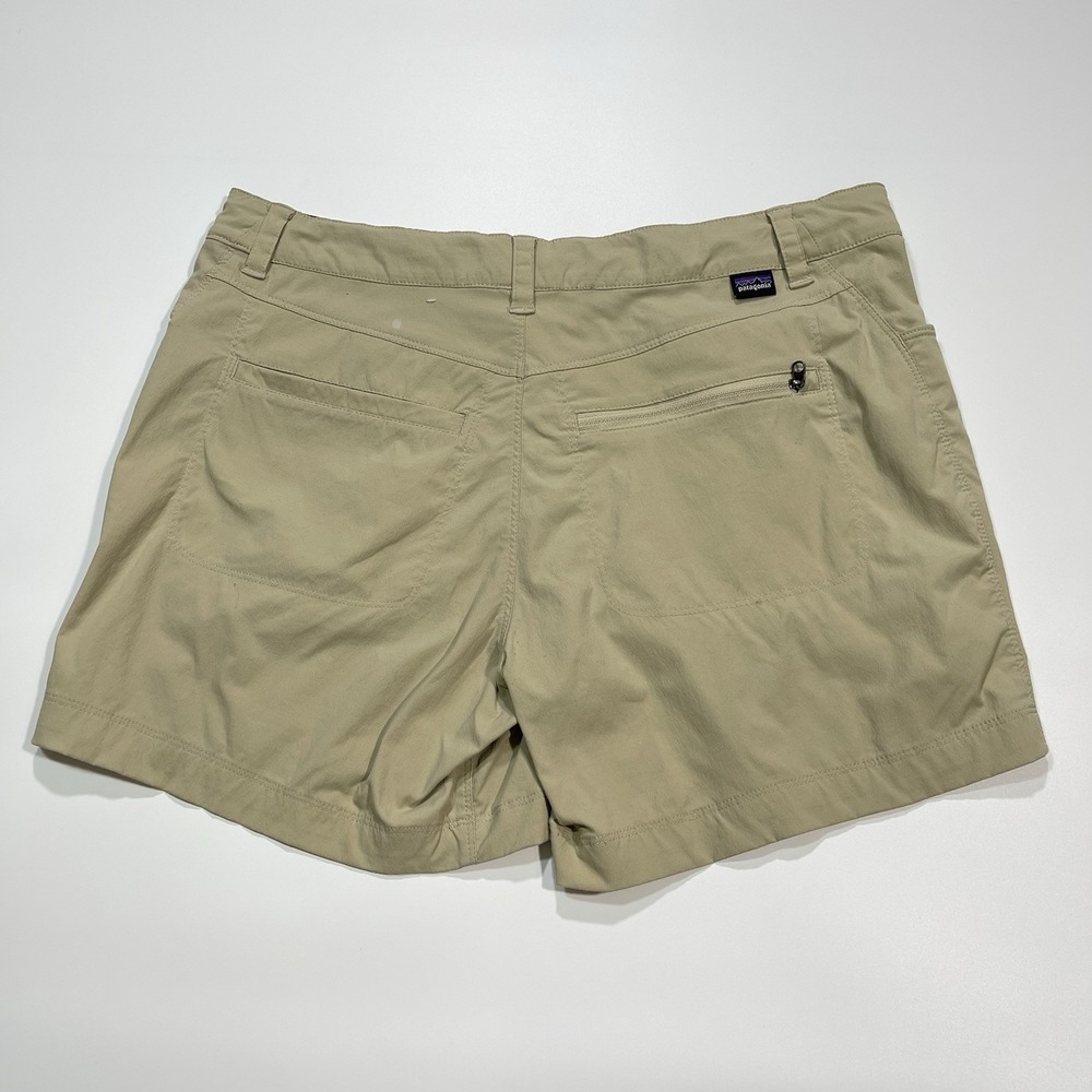 Patagonia Quandary Flat Front Slash Pocket Beige Chino Shorts Women's 31x5